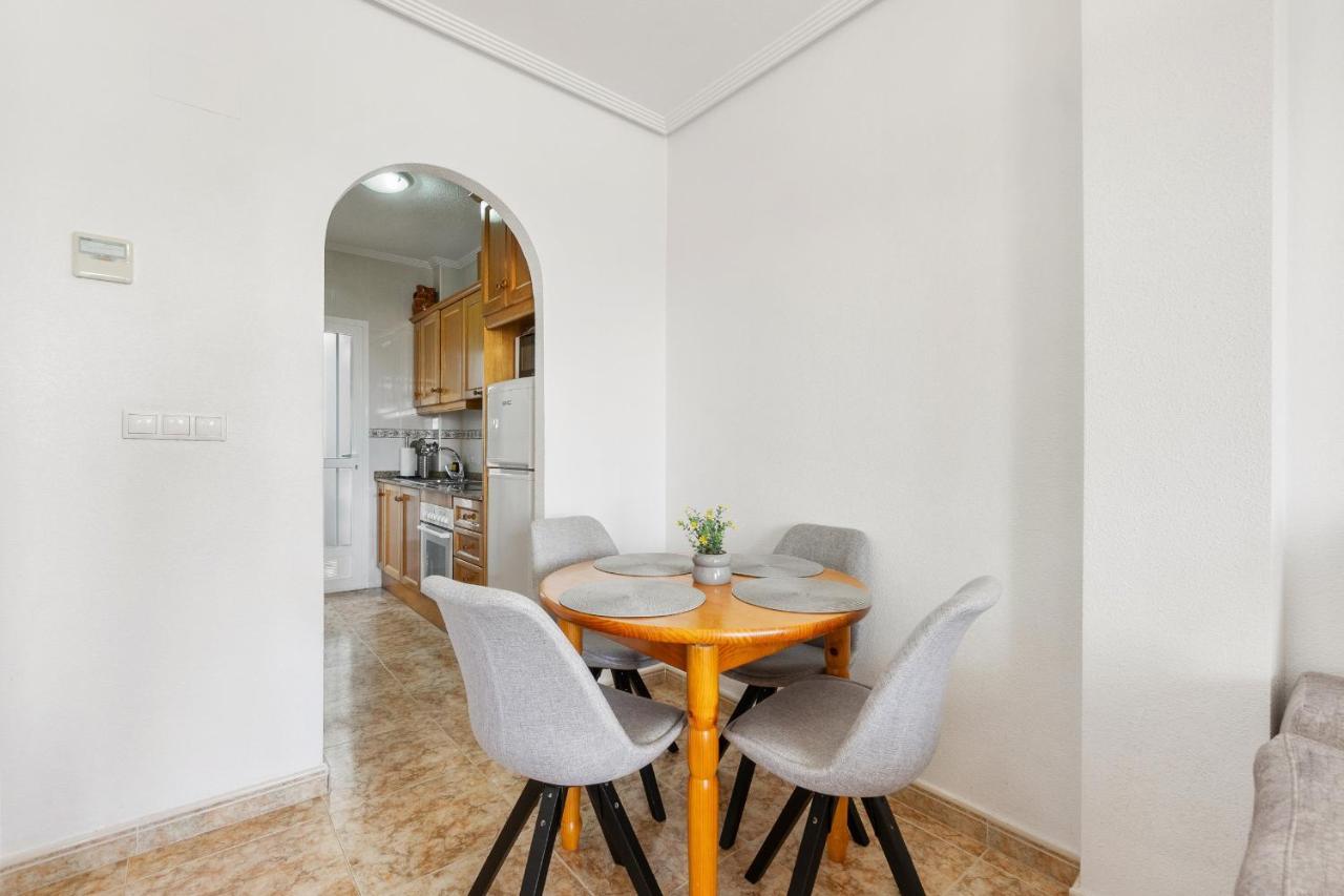 Cb Living - Homely Apartment Cinuelica, Punta Prima Dehesa de Campoamor  Екстериор снимка