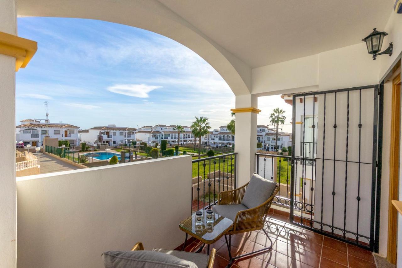 Cb Living - Homely Apartment Cinuelica, Punta Prima Dehesa de Campoamor  Екстериор снимка