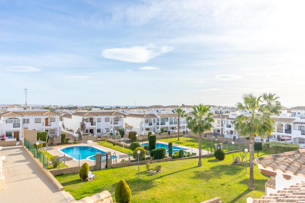 Cb Living - Homely Apartment Cinuelica, Punta Prima Dehesa de Campoamor  Екстериор снимка